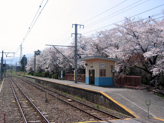 富士急行線 東桂駅の写真３