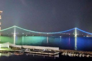 「ラブちゃん」さんからの投稿写真＠明石海峡大橋ライトアップ