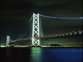 明石海峡大橋ライトアップの写真４