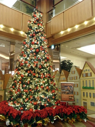 ロイヤルパークホテル クリスマスイルミネーション2013写真２