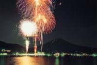 ［山梨・富士河口湖町］ 夏の湖畔を華やかに飾る！8月5日(金)に「河口湖湖上祭」、 8月13日(土)・14日(日)に「富士山ふっこう納涼祭」を開催