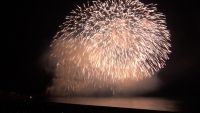 海上から打ち上げる、大迫力の花火 世界遺産のまち、三重県熊野市から生中継！「2026熊野大花火大会 生中継」8月17日（月）よる7時～BS12で放送