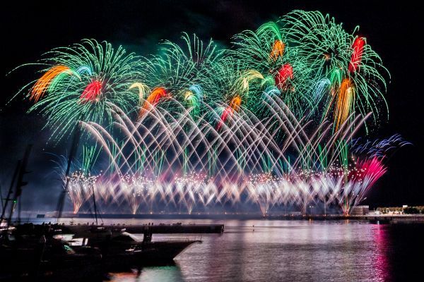 秋期熱海海上花火大会