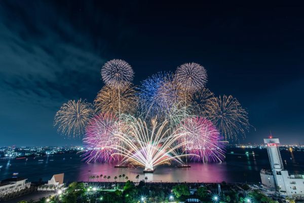 名港水上芸術花火2025イメージ