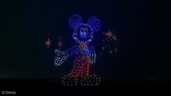 東京ディズニーリゾート(R)・スペシャルドローンショー“マジック・イン・ジ・エア”イメージ２