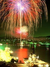 第76回呉の夏まつり「海上花火大会」の写真