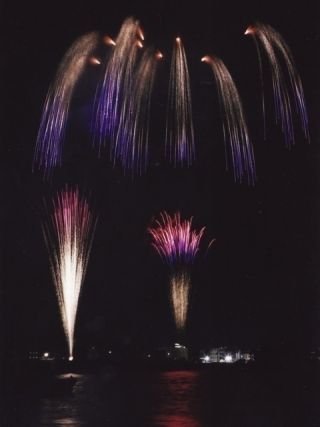 第100回石巻川開き祭り花火大会の写真３