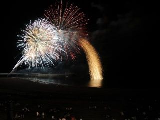 日本海洋上花火大会写真１