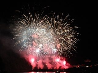 大洲川まつり花火大会 夏の陣の写真４