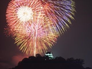 第58回うわじま牛鬼まつり 海上打上花火写真２