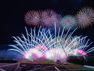 北海道芸術花火2025の写真３