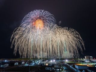 東北未来芸術花火2025の写真３