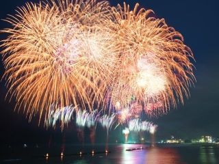 土肥サマーフェスティバル海上花火大会写真２
