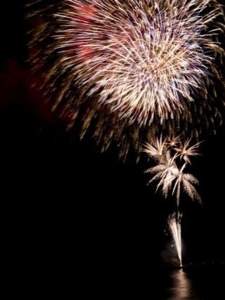 第56回熱川海上花火大会の写真３