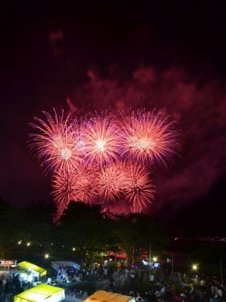 伊勢市制施行20周年記念 第73回伊勢神宮奉納全国花火大会の写真３