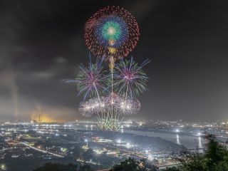 「新市誕生20周年記念」第38回やつしろ全国花火競技大会写真１