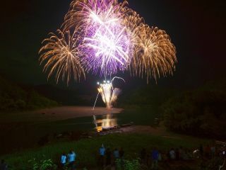 日高村・仁淀川 能津花火大会写真２