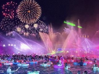 打上花火 スプラッシュ GIGAMAX写真１