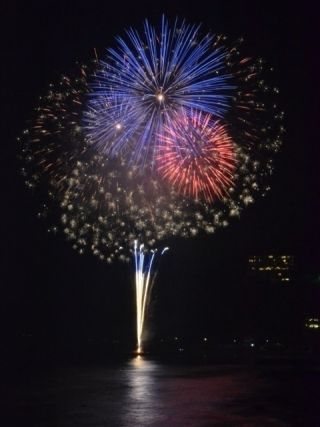 第57回熱川温泉海上花火大会写真２