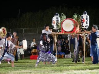 佐渡の盆「獅子ヶ城まつり」 花火ファンタジーの写真4