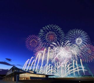 福島から世界へ 花火が織りなす平和のシンフォニー「双葉花火」写真１