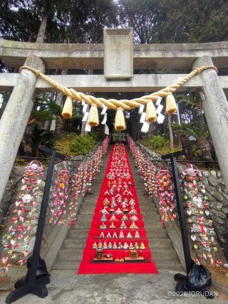 素戔嗚神社のひな段飾り