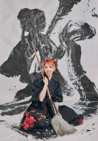 書道アーティスト 原愛梨氏