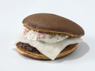 あずき桜餅クリーム 1個 670円/赤坂おぎ乃 和甘(エキュート大宮)