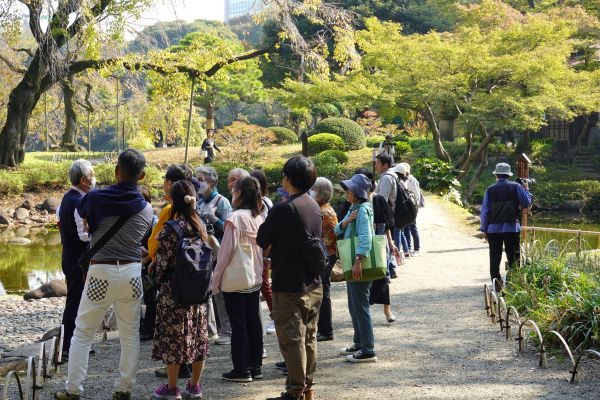 庭園ガイド（過去開催の様子）