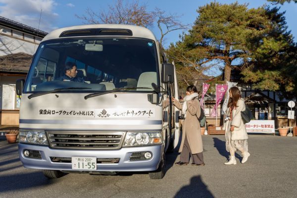 無料シャトルバス イメージ