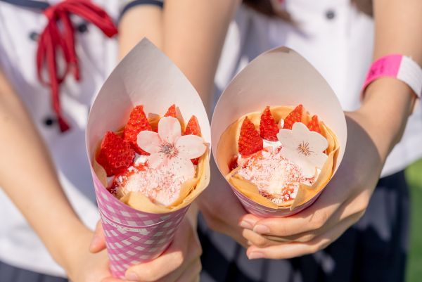 桜チョコスペシャルクレープ