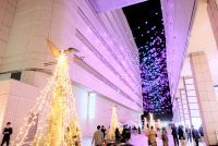 フォトスポットが満載!横浜駅東口イルミネーション星降るテラス「横浜駅東口はまテラス」