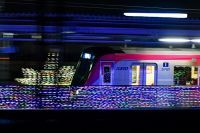 ジュエルミネーションの開催にあわせて京王よみうりランド駅上下線ホームにイルミネーション装飾を実施します