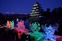 松本城と光と氷！史上初の試み！冬の風物詩「氷彫フェスティバル」と「松本市イルミネーション2021－2022」がコラボレーション！