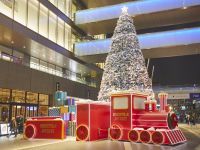 二子玉川ライズ クリスマス2023　「CHRISTMAS JOURNEY」をテーマにしたクリスマスツリーが11月10日から点灯開始