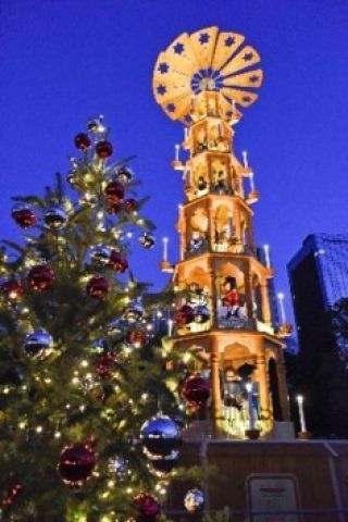 東京クリスマスマーケット 中世から続くヨーロッパの伝統的なお祭りが 今年も日比谷公園で開催決定 イルミネーション特集