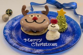 「クリスマスパンケーキ」 単品1,200円 ドリンクセット1,520円【テーマパーク】カフェ ミ カサ