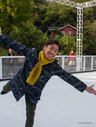 躍動感あるデモスケーティング