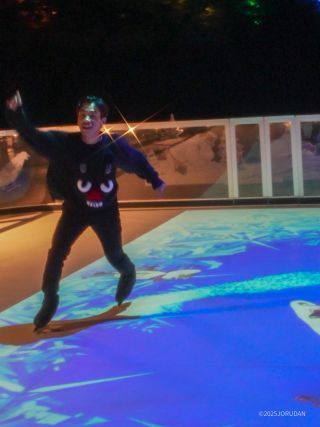 足元を見ると、滑走跡の演出が