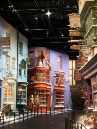 雪景色の「ダイアゴン横丁」