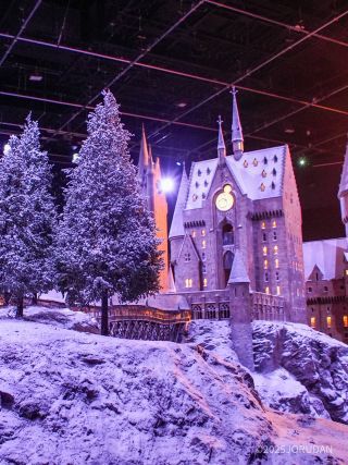 雪化粧したホグワーツ城