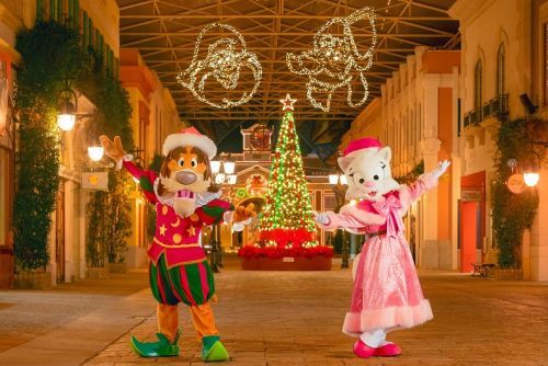 クリスマスビッグツリー