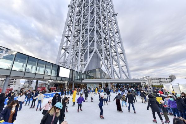 TOKYO SKYTREE TOWN(R) ICE SKATING PARK(過去の様子)　©TOKYO-SKYTREETOWN