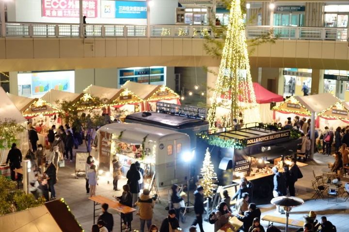 豊橋駅前で今年もクリスマスマーケット開催