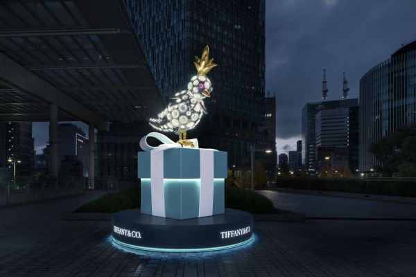 <ティファニー>「Bird on a Box」