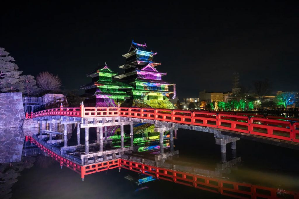 「国宝 松本城天守 プロジェクションマッピング 2025-2026」第1期公式記録写真2