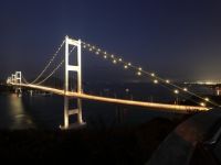 来島海峡大橋ライトアップの写真