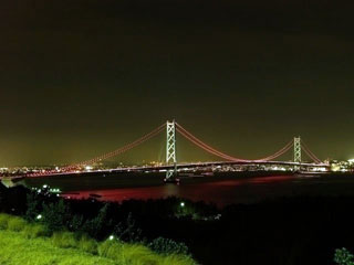 明石海峡大橋ライトアップ写真２
