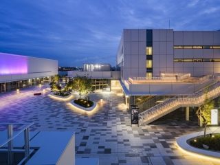 HANEDA INNOVATION CITY イノベーションコリドーライトアップ写真1