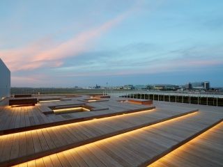 HANEDA INNOVATION CITY イノベーションコリドーライトアップ写真2